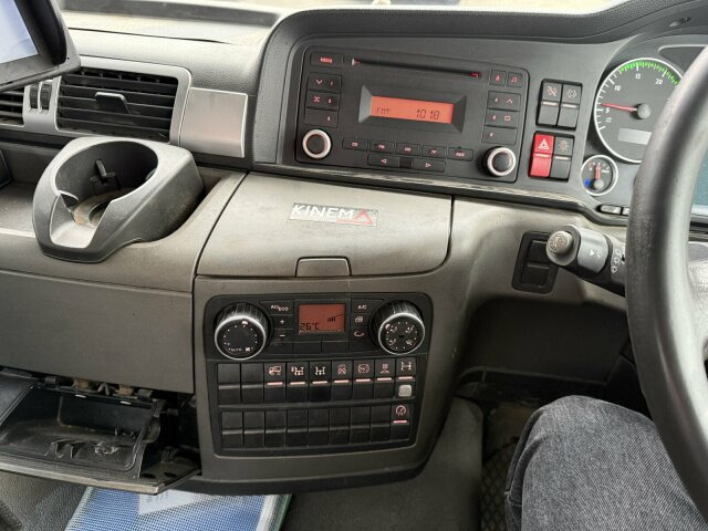 MAN TGM 18.340 Kehrmaschine FAUN VIAJET 6 HD 200 bar - Road sweeper: picture 3 MAN TGM 18.340 Kehrmaschine FAUN VIAJET 6 HD 200 bar - Road sweeper: picture 3