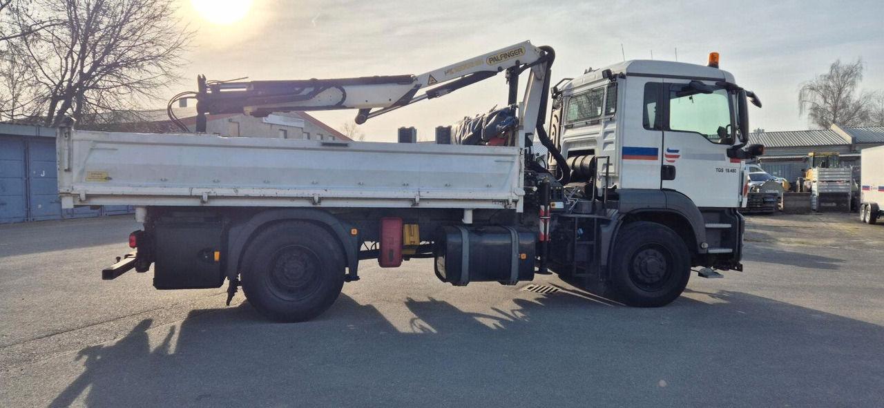 MAN TGS 18.480 4x4H Winter. Kipper Kran PALFINGER 12 - Tipper, Crane truck: picture 3 MAN TGS 18.480 4x4H Winter. Kipper Kran PALFINGER 12 - Tipper, Crane truck: picture 3