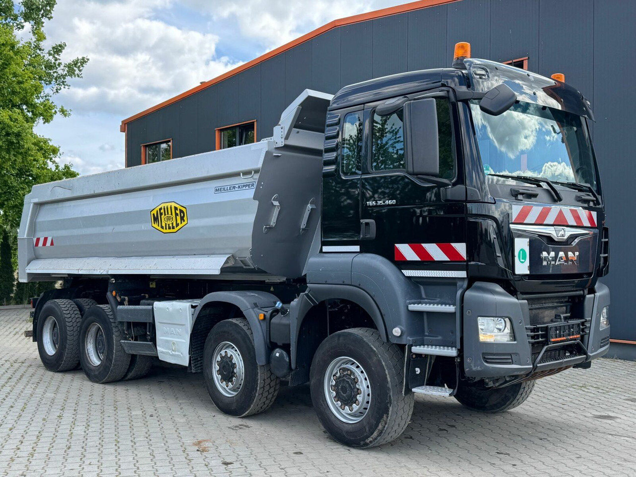 MAN TGS 35.460 8x6 BB Muldenkipper Meiller MAN TGS 35.460 8x6 BB Muldenkipper Meiller - Tipper: picture 1 MAN TGS 35.460 8x6 BB Muldenkipper Meiller MAN TGS 35.460 8x6 BB Muldenkipper Meiller - Tipper: picture 1