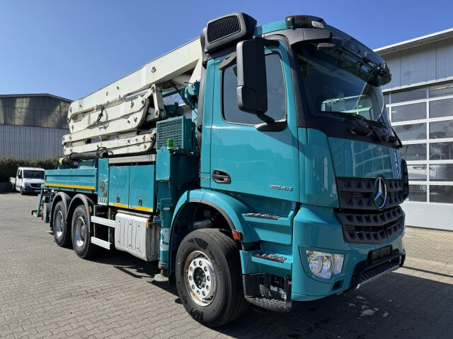 Mercedes-Benz AROCS 2844 6x4 Euro 6 Betonpumpe SERMAC 5Z33 - Concrete pump truck: picture 1 Mercedes-Benz AROCS 2844 6x4 Euro 6 Betonpumpe SERMAC 5Z33 - Concrete pump truck: picture 1
