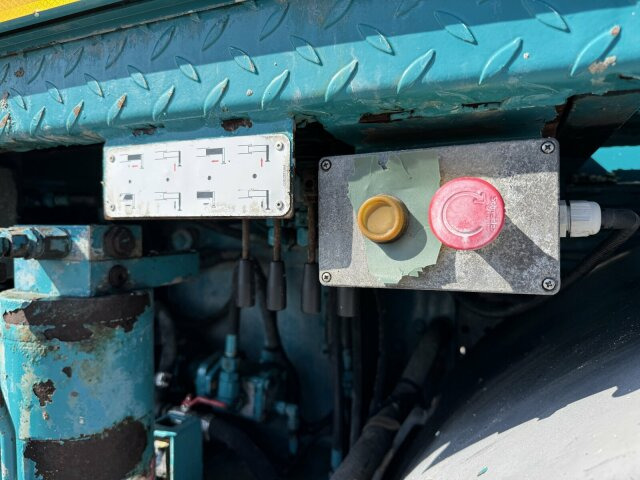 Mercedes-Benz AROCS 2844 6x4 Euro 6 Betonpumpe SERMAC 5Z33 - Concrete pump truck: picture 5 Mercedes-Benz AROCS 2844 6x4 Euro 6 Betonpumpe SERMAC 5Z33 - Concrete pump truck: picture 5