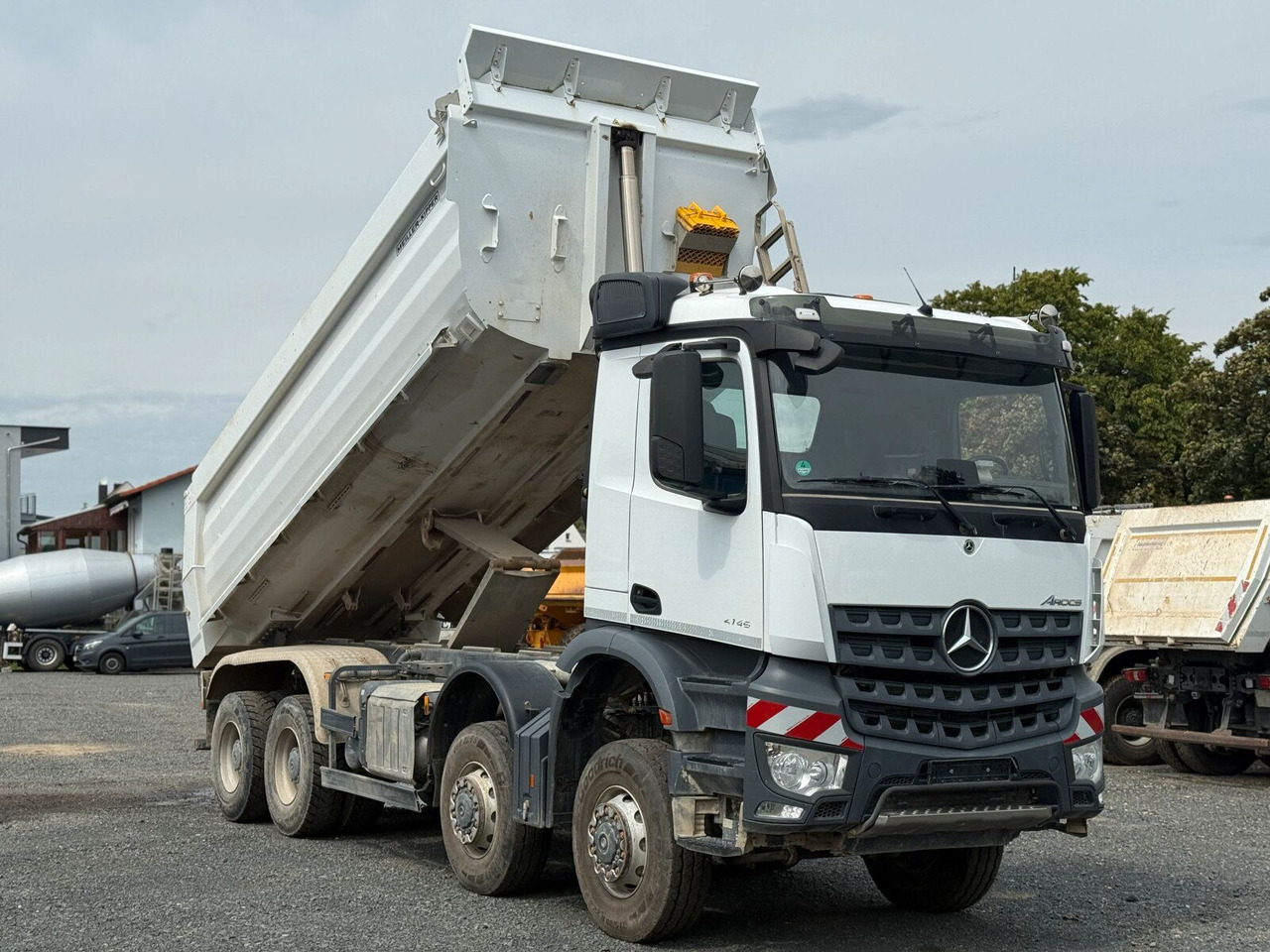 Mercedes-Benz AROCS 4145 8x8 Meiller Muldenkipper - Tipper: picture 2 Mercedes-Benz AROCS 4145 8x8 Meiller Muldenkipper - Tipper: picture 2
