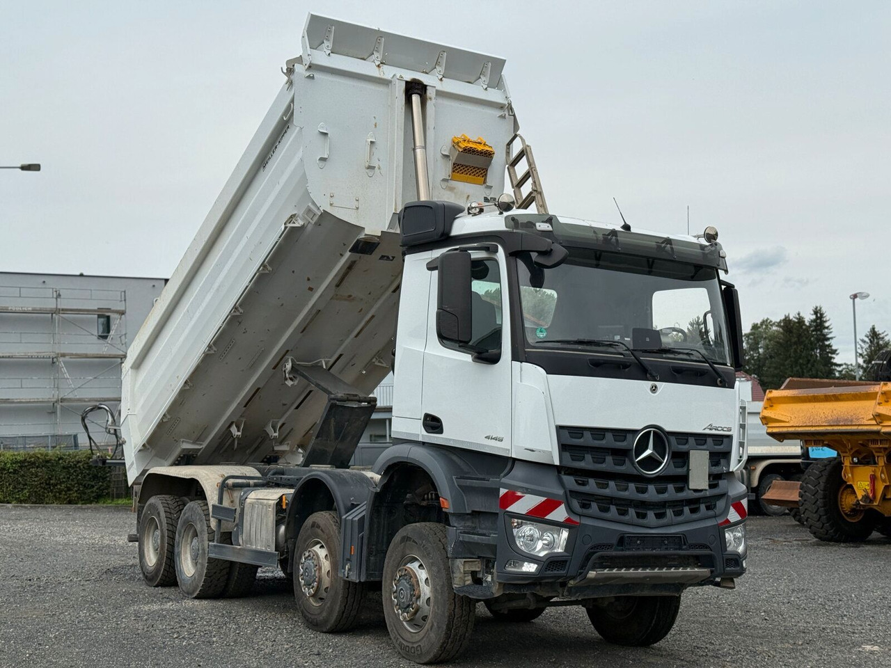 Mercedes-Benz AROCS 4145 8x8 Meiller Muldenkipper - Tipper: picture 2 Mercedes-Benz AROCS 4145 8x8 Meiller Muldenkipper - Tipper: picture 2