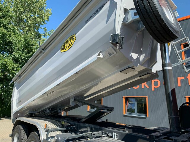 Scania P 420 8x4 Kipper Meiller 18,5m3 Euro 6 - Tipper: picture 3 Scania P 420 8x4 Kipper Meiller 18,5m3 Euro 6 - Tipper: picture 3