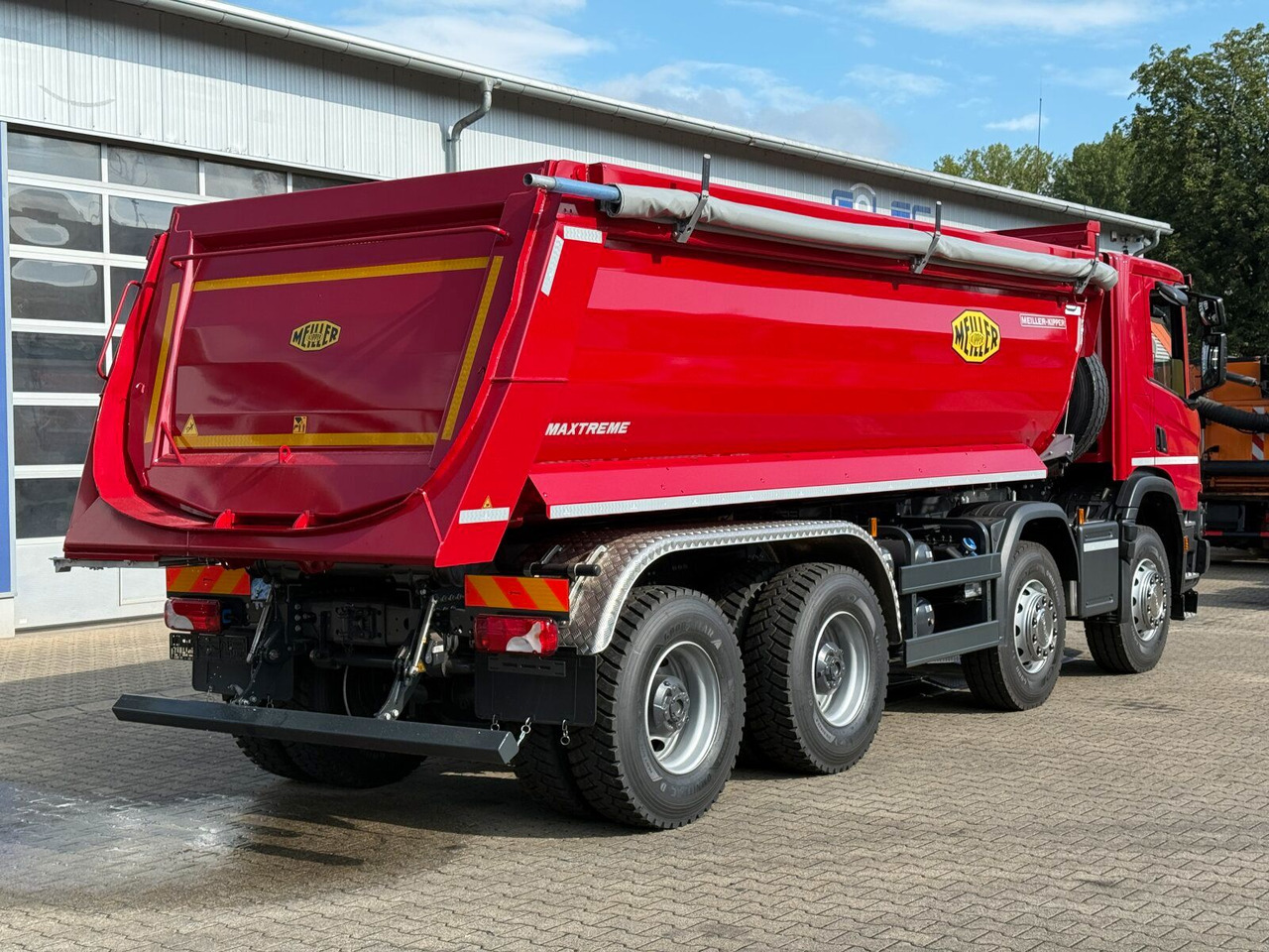 Scania P 420 8x4 Kipper Meiller Euro 6 - Tipper: picture 5 Scania P 420 8x4 Kipper Meiller Euro 6 - Tipper: picture 5