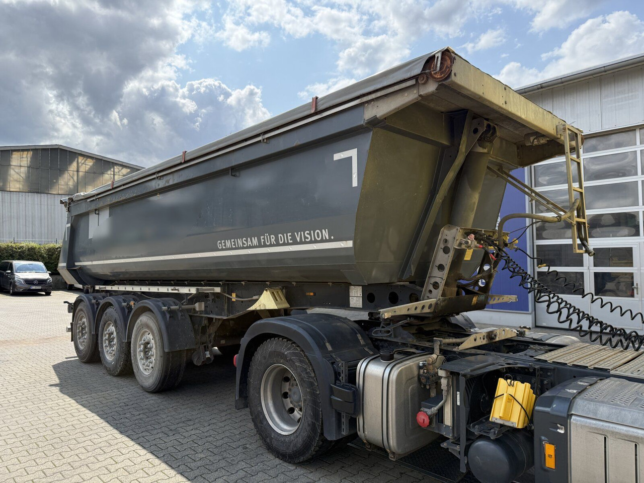 Schmitz Cargobull Cargobull SKI 24 SL7.2 Alu Kippauflieger E-Plane - Tipper semi-trailer: picture 1 Schmitz Cargobull Cargobull SKI 24 SL7.2 Alu Kippauflieger E-Plane - Tipper semi-trailer: picture 1
