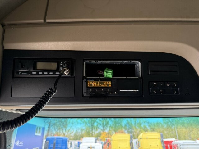 Mercedes-Benz ACTROS 1846 4x4 HAD Eur 6 Kipphydraulik Retarder - Tractor unit: picture 4 Mercedes-Benz ACTROS 1846 4x4 HAD Eur 6 Kipphydraulik Retarder - Tractor unit: picture 4