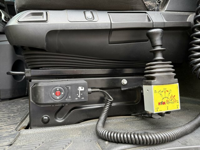 Mercedes-Benz ACTROS 1846 4x4 HAD Eur 6 Kipphydraulik Retarder - Tractor unit: picture 5 Mercedes-Benz ACTROS 1846 4x4 HAD Eur 6 Kipphydraulik Retarder - Tractor unit: picture 5