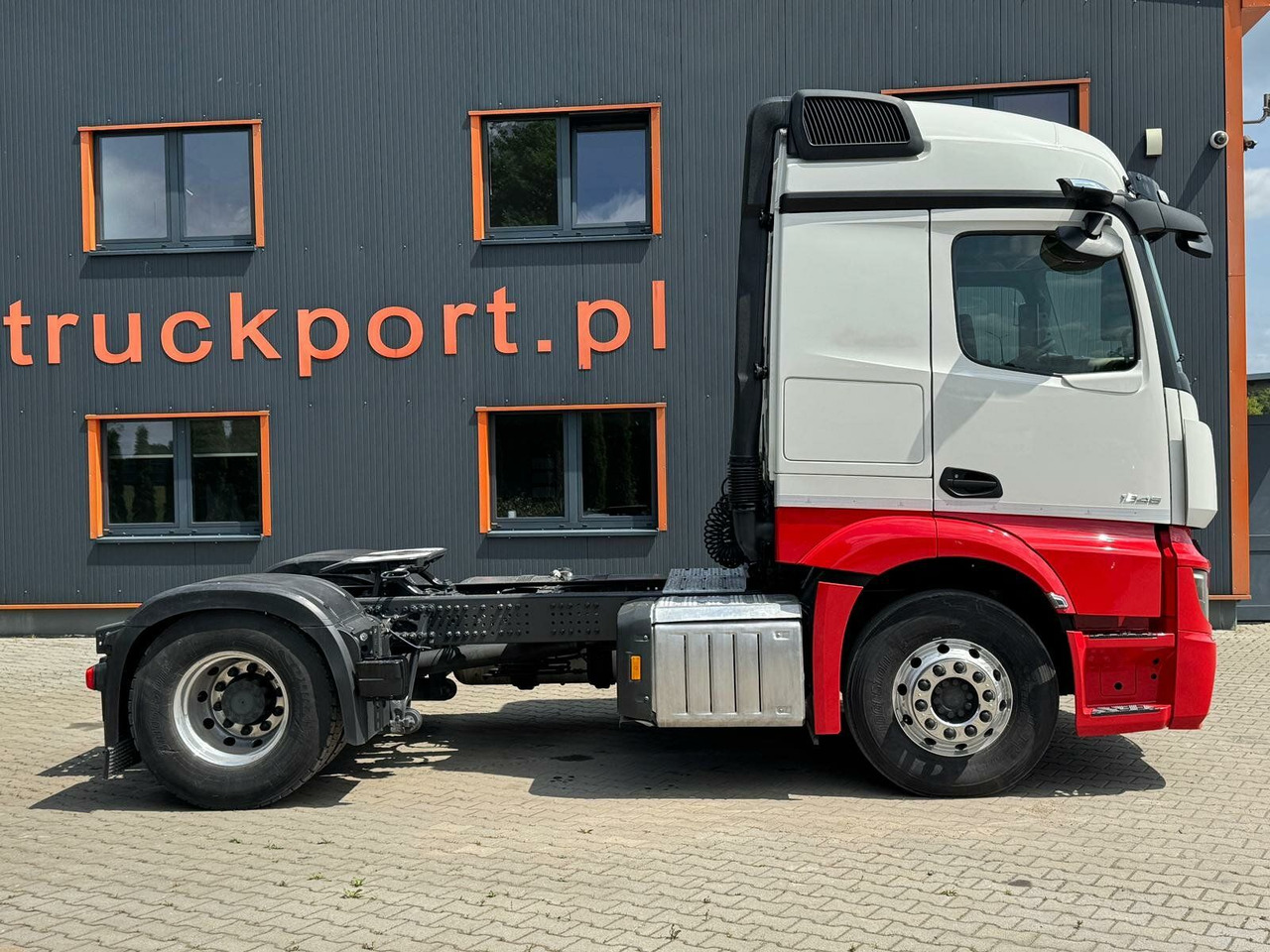 Mercedes-Benz Actros 1846 Euro 6 SZM Retarder - Tractor unit: picture 4 Mercedes-Benz Actros 1846 Euro 6 SZM Retarder - Tractor unit: picture 4