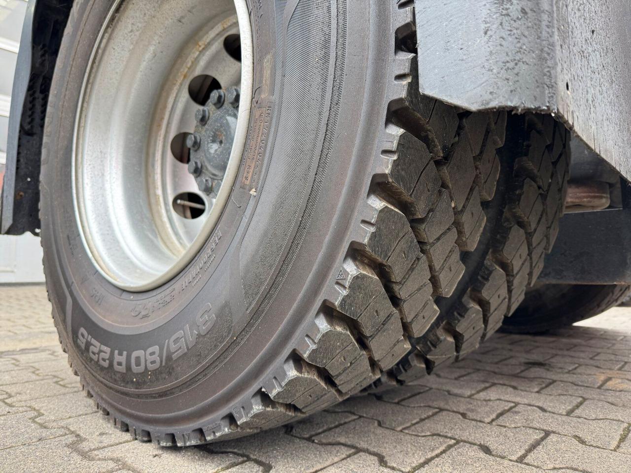 Tractor unit Mercedes-Benz Arocs 1845 LS 4x4 HAD *Kipphyd. Euro6 Blatt/Luft: picture 20