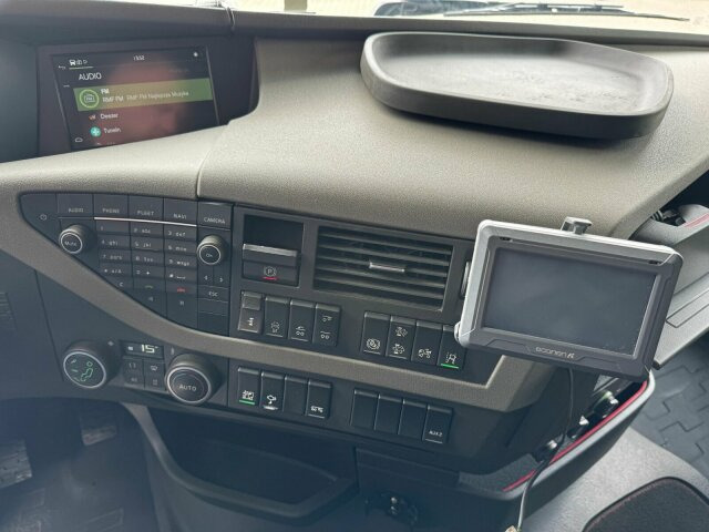 Volvo FH 540 6x2 Abrollkipper MEILLER RK 26.67 - Hook lift truck: picture 4 Volvo FH 540 6x2 Abrollkipper MEILLER RK 26.67 - Hook lift truck: picture 4