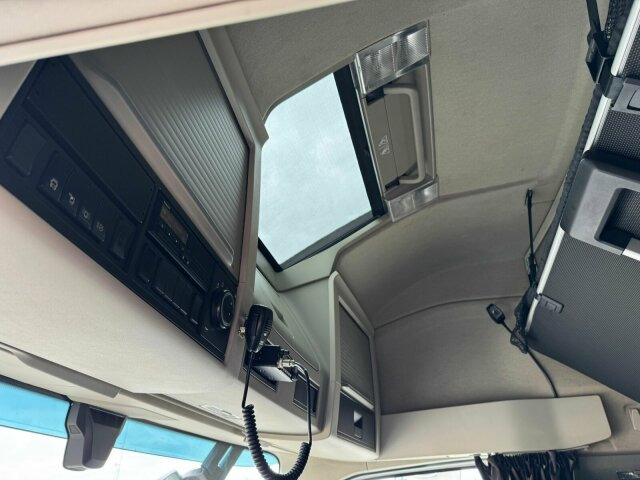 Hook lift truck Volvo FH 540 6x2 Abrollkipper MEILLER RK 26.67: picture 6 Hook lift truck Volvo FH 540 6x2 Abrollkipper MEILLER RK 26.67: picture 6