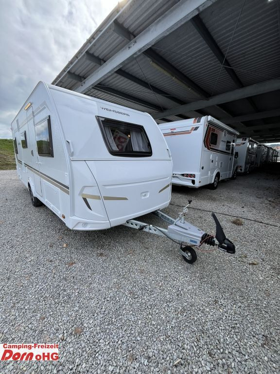 Weinsberg CaraOne 550 QDK Deckenschränke - Caravan: picture 4 Weinsberg CaraOne 550 QDK Deckenschränke - Caravan: picture 4