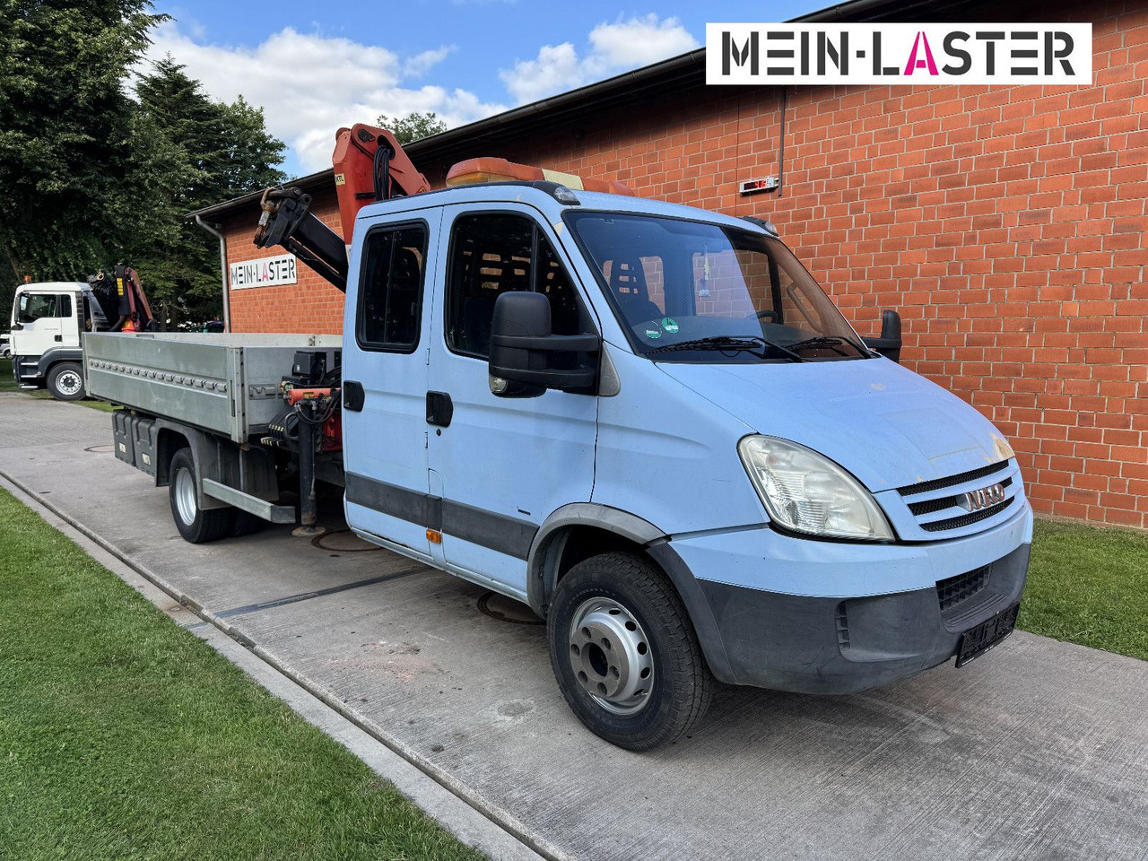 Iveco 65C180 3.0d Palfinger PK 6500 7 Sitzer NL 2300kg - Flatbed van, Combi van: picture 3 Iveco 65C180 3.0d Palfinger PK 6500 7 Sitzer NL 2300kg - Flatbed van, Combi van: picture 3