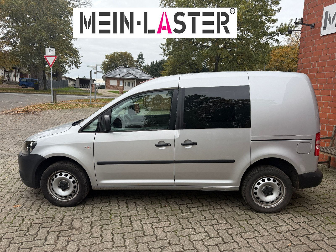 Volkswagen Caddy 2.0 TDI Kasten Soccer 4Motion Automatik - Station wagon: picture 4 Volkswagen Caddy 2.0 TDI Kasten Soccer 4Motion Automatik - Station wagon: picture 4
