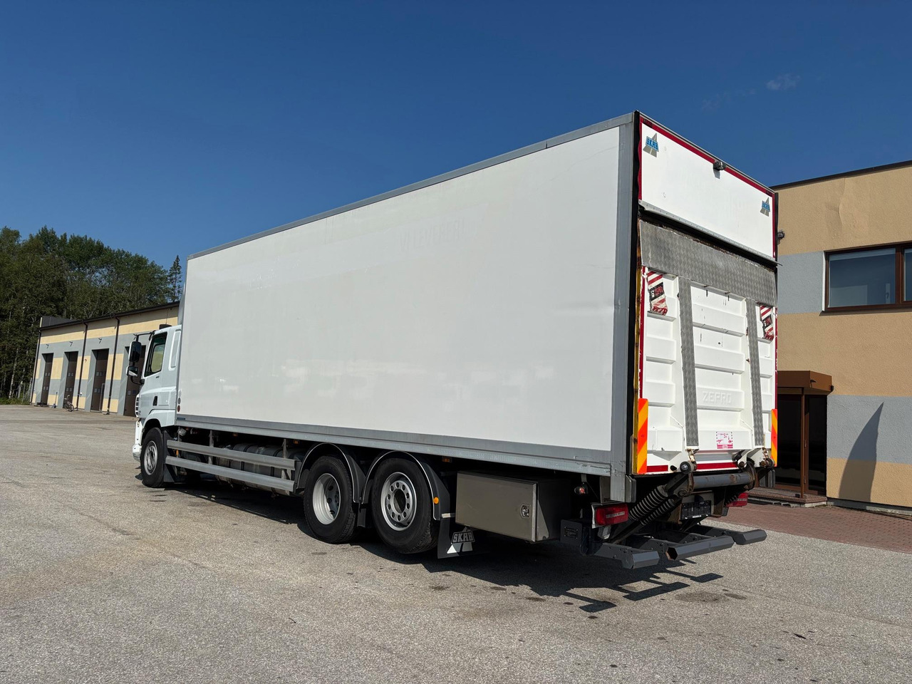 DAF CF440 - Refrigerator truck: picture 5 DAF CF440 - Refrigerator truck: picture 5