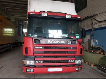 SCANIA 94D.220 - Box truck: picture 1 SCANIA 94D.220 - Box truck: picture 1