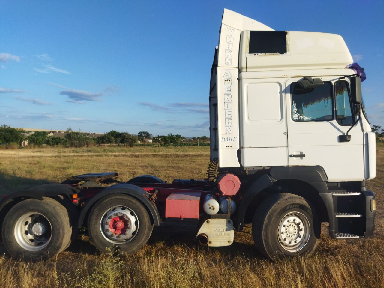 MAN 26.414 - Tractor unit: picture 2 MAN 26.414 - Tractor unit: picture 2