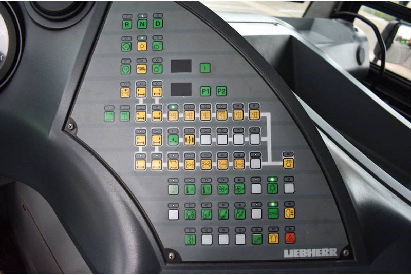 All terrain crane Liebherr LTM1055-3.2: picture 14