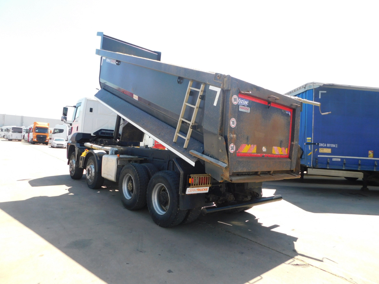 Ford 4142d 8x4 dcab e6 16s2230 - Tipper: picture 4 Ford 4142d 8x4 dcab e6 16s2230 - Tipper: picture 4