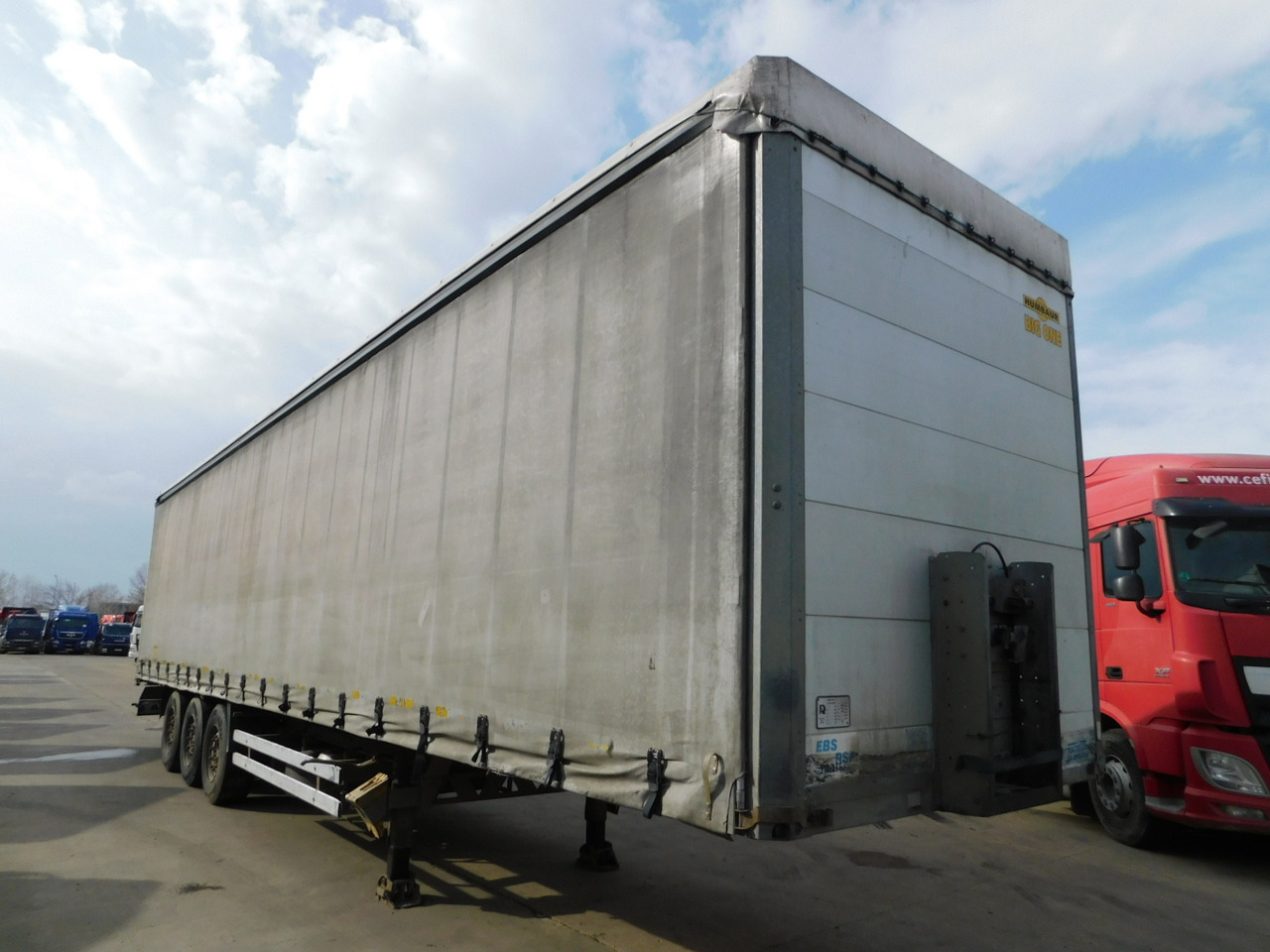 Humbaur Hsa2006 - Curtainsider semi-trailer: picture 2 Humbaur Hsa2006 - Curtainsider semi-trailer: picture 2