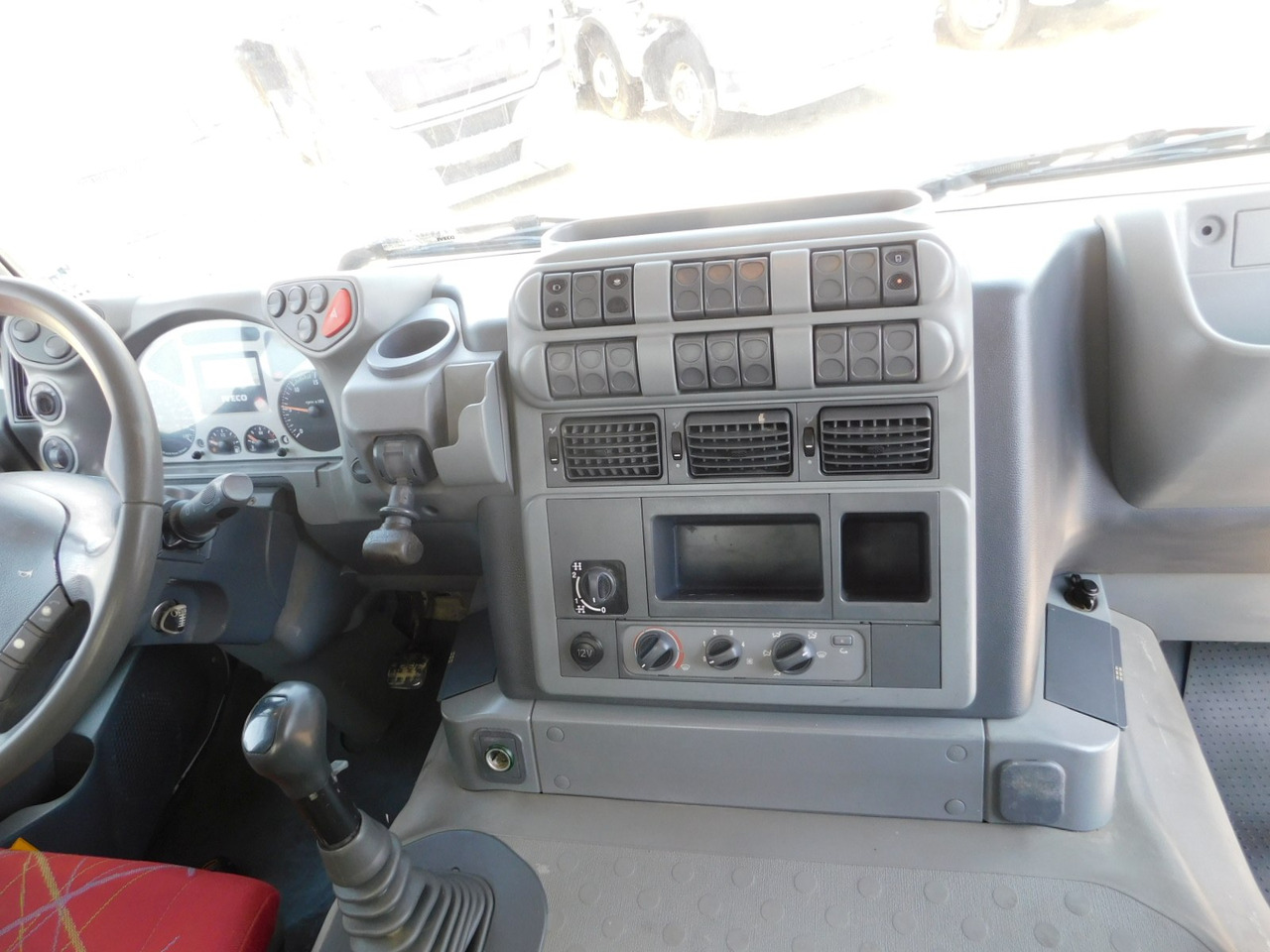 Concrete mixer truck Iveco Ad340t38b trakker: picture 7