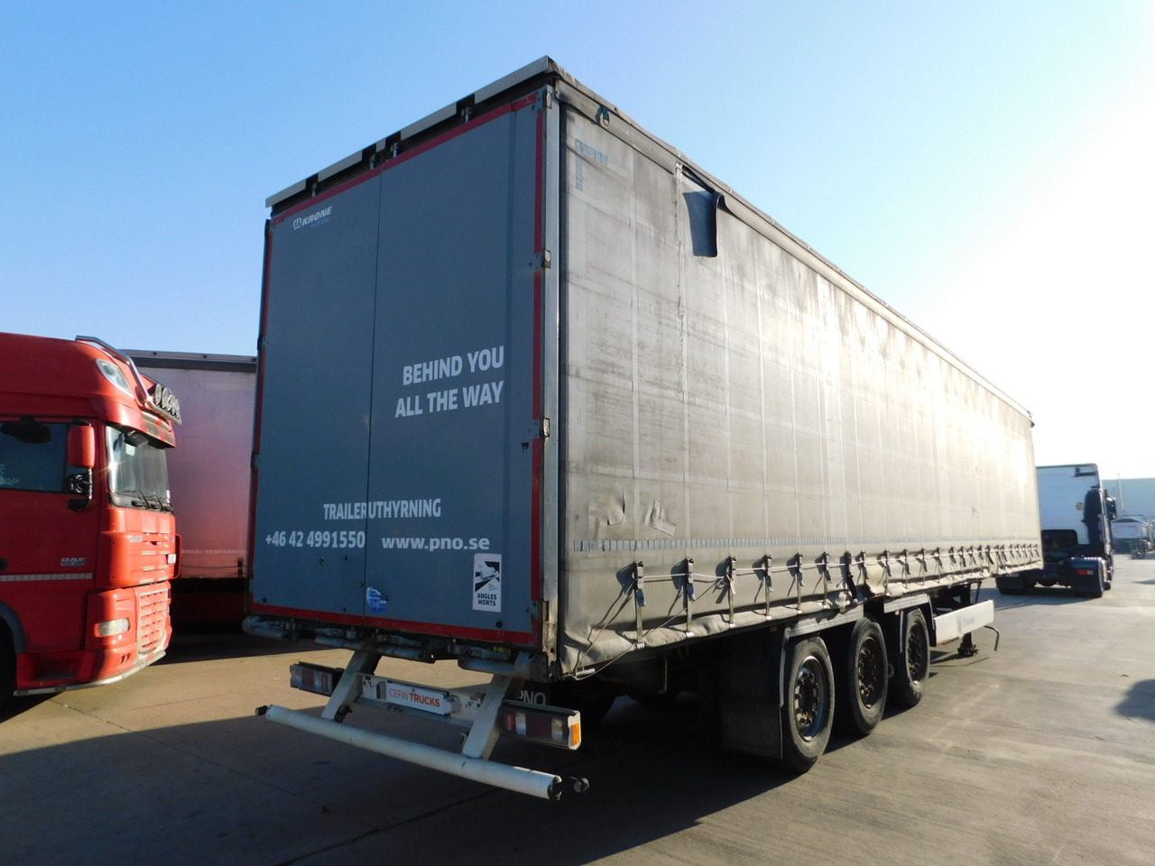 Krone Sd - Curtainsider semi-trailer: picture 3 Krone Sd - Curtainsider semi-trailer: picture 3