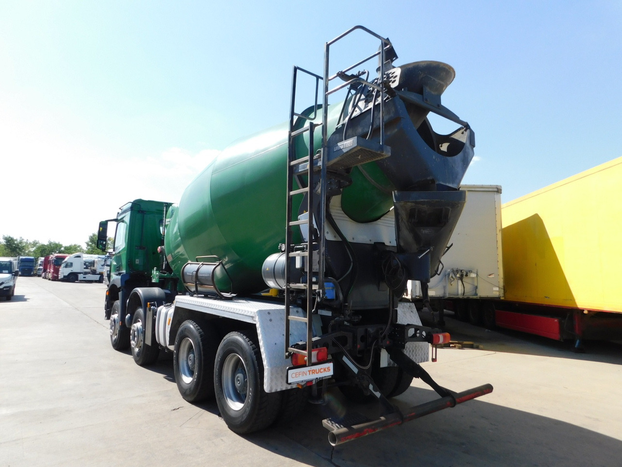 Mercedes Arocs 3243 - Concrete mixer truck: picture 4 Mercedes Arocs 3243 - Concrete mixer truck: picture 4
