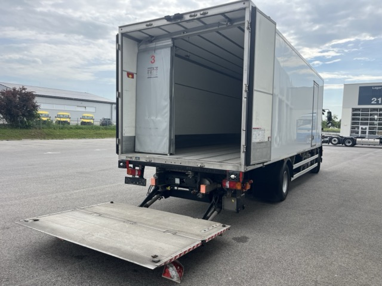 Refrigerated van MAN TGM 15.290 4x2 LL Tiefkühler ATP 08.2028 Euro6: picture 12