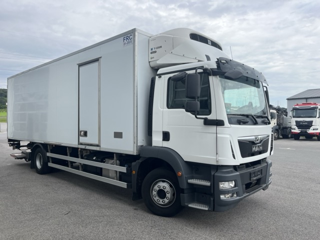Refrigerated van MAN TGM 15.290 4x2 LL Tiefkühler ATP 08.2028 Euro6: picture 8