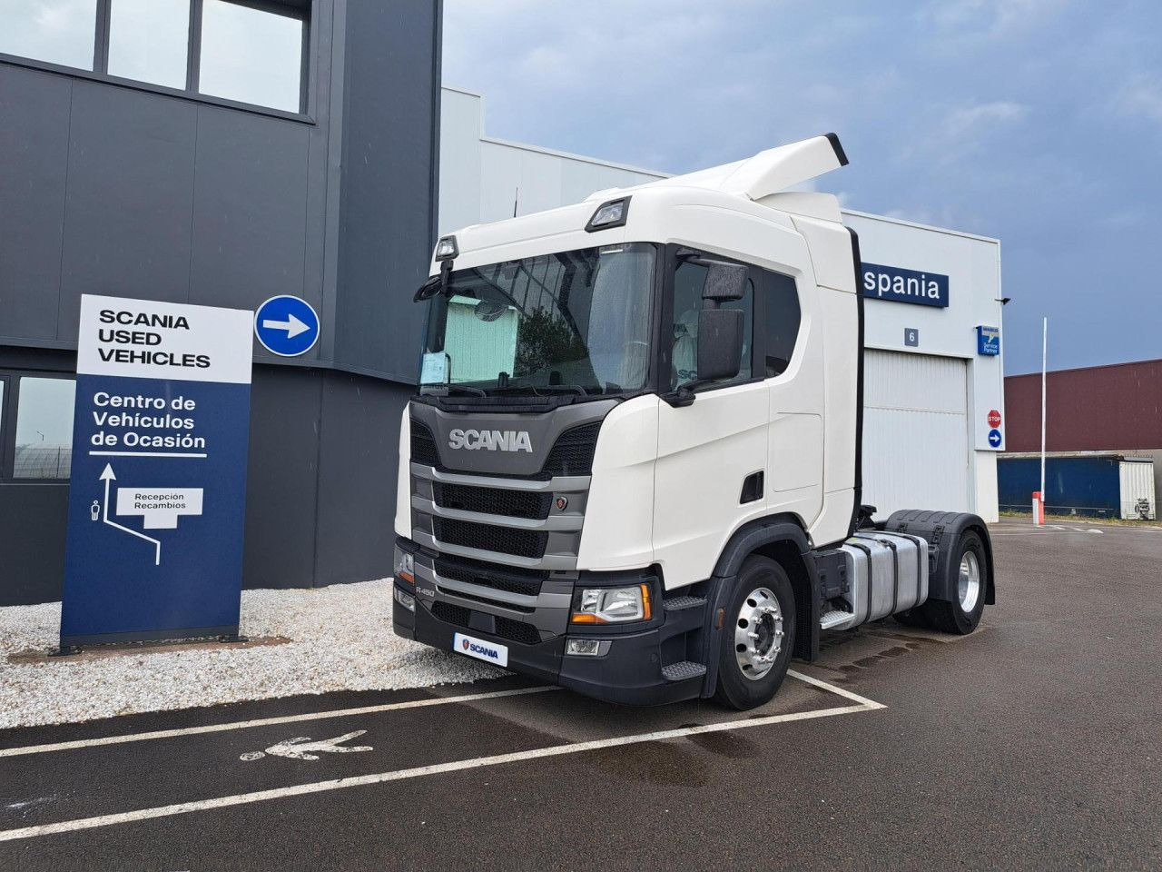 Scania R 450 - Tractor unit: picture 2 Scania R 450 - Tractor unit: picture 2