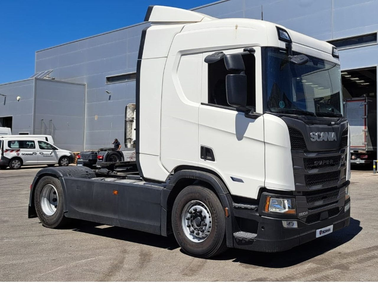 UVES01250034 - Tractor unit: picture 3 UVES01250034 - Tractor unit: picture 3