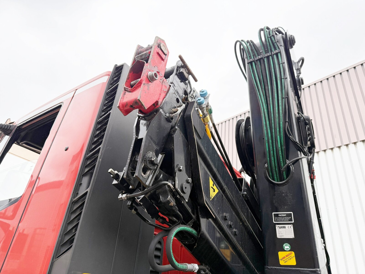 Andere EuroTech 240E38 6x2-4 EuroTech 240E38 6x2-4, Lift-/Lenkachse, Seilwinde, Kran Hiab 100 - Hook lift truck, Crane truck: picture 2 Andere EuroTech 240E38 6x2-4 EuroTech 240E38 6x2-4, Lift-/Lenkachse, Seilwinde, Kran Hiab 100 - Hook lift truck, Crane truck: picture 2