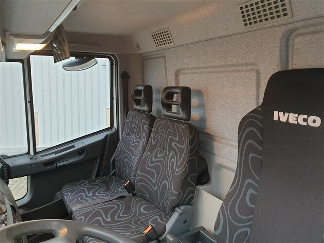 Box truck EuroCargo ML140E28 4x2 EuroCargo ML140E28 4x2, 41 cbm: picture 5