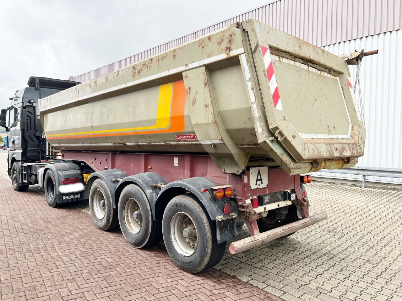 Langendorf SKS-HS 24/28 SKS-HS 24/28, Stahlmulde ca. 24m³, Liftachse - Tipper semi-trailer: picture 4 Langendorf SKS-HS 24/28 SKS-HS 24/28, Stahlmulde ca. 24m³, Liftachse - Tipper semi-trailer: picture 4