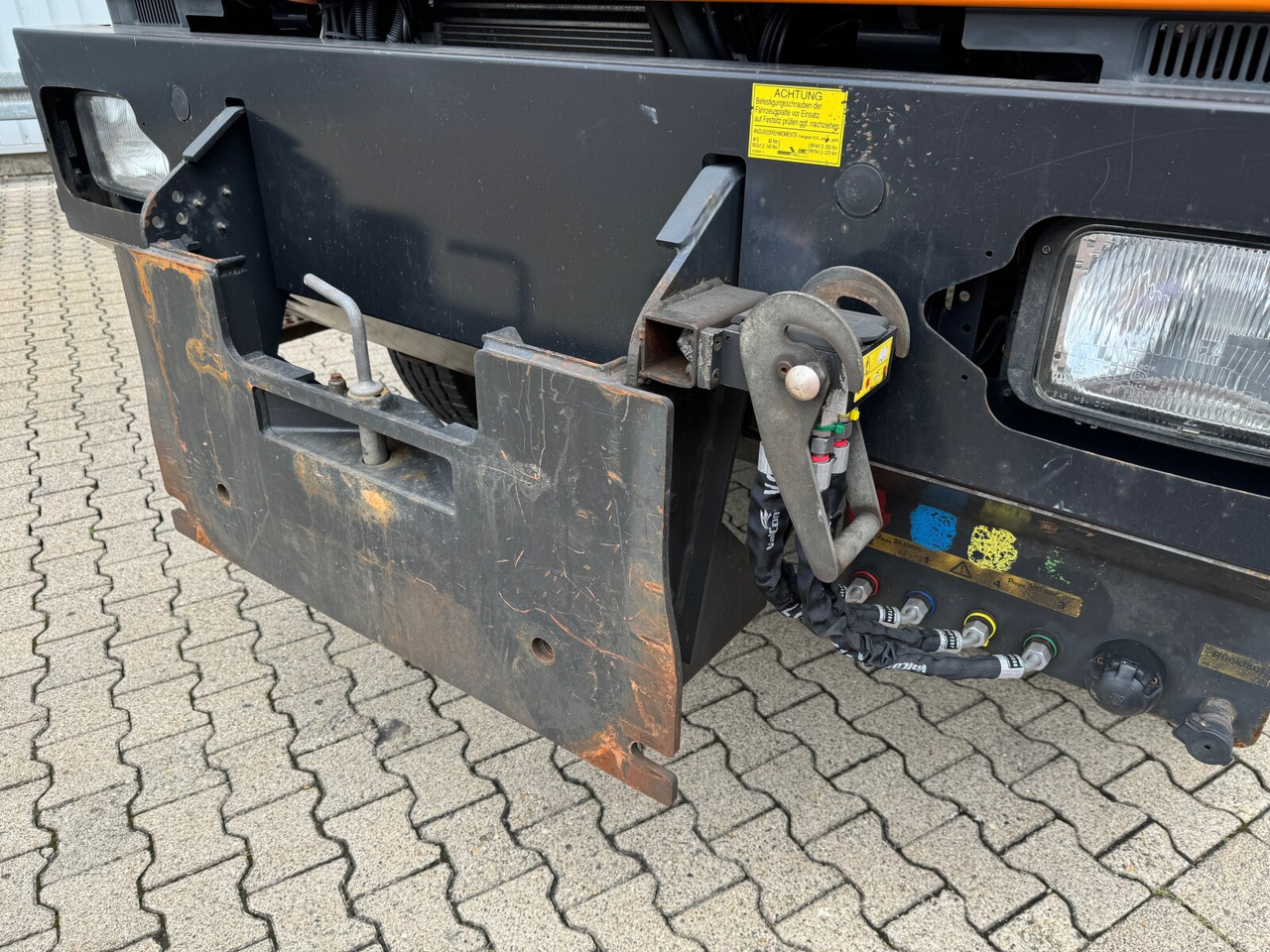 Tipper, Crane truck MAN LE 18.280 4X4 BB LE 18.280 4X4 BB, Winterdienstausstattung, Grüne Plakette: picture 7 Tipper, Crane truck MAN LE 18.280 4X4 BB LE 18.280 4X4 BB, Winterdienstausstattung, Grüne Plakette: picture 7