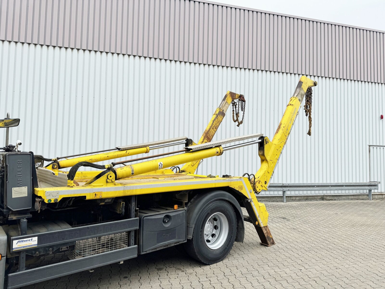 Leasing of MAN TGM 18.290 4x2 BL TGM 18.290 4x2 BL, Meiller Teleabsetzkipper, Funk MAN TGM 18.290 4x2 BL TGM 18.290 4x2 BL, Meiller Teleabsetzkipper, Funk: picture 14 Leasing of MAN TGM 18.290 4x2 BL TGM 18.290 4x2 BL, Meiller Teleabsetzkipper, Funk MAN TGM 18.290 4x2 BL TGM 18.290 4x2 BL, Meiller Teleabsetzkipper, Funk: picture 14