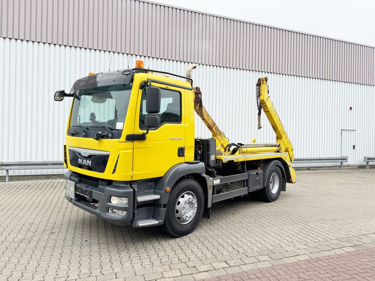 Leasing of MAN TGM 18.290 4x2 BL TGM 18.290 4x2 BL, Meiller Teleabsetzkipper, Funk MAN TGM 18.290 4x2 BL TGM 18.290 4x2 BL, Meiller Teleabsetzkipper, Funk: picture 7 Leasing of MAN TGM 18.290 4x2 BL TGM 18.290 4x2 BL, Meiller Teleabsetzkipper, Funk MAN TGM 18.290 4x2 BL TGM 18.290 4x2 BL, Meiller Teleabsetzkipper, Funk: picture 7