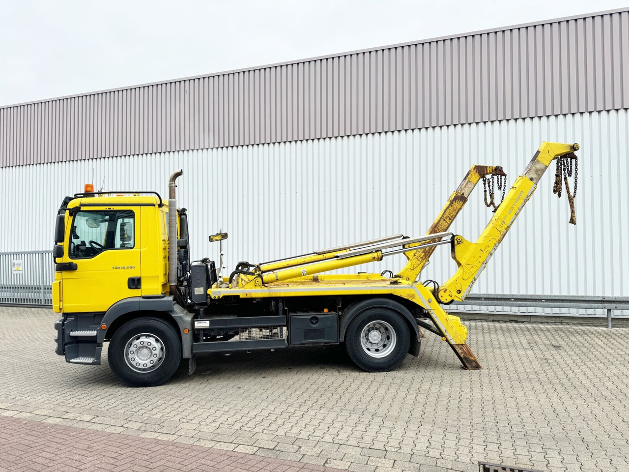 Leasing of MAN TGM 18.290 4x2 BL TGM 18.290 4x2 BL, Meiller Teleabsetzkipper, Funk MAN TGM 18.290 4x2 BL TGM 18.290 4x2 BL, Meiller Teleabsetzkipper, Funk: picture 13 Leasing of MAN TGM 18.290 4x2 BL TGM 18.290 4x2 BL, Meiller Teleabsetzkipper, Funk MAN TGM 18.290 4x2 BL TGM 18.290 4x2 BL, Meiller Teleabsetzkipper, Funk: picture 13