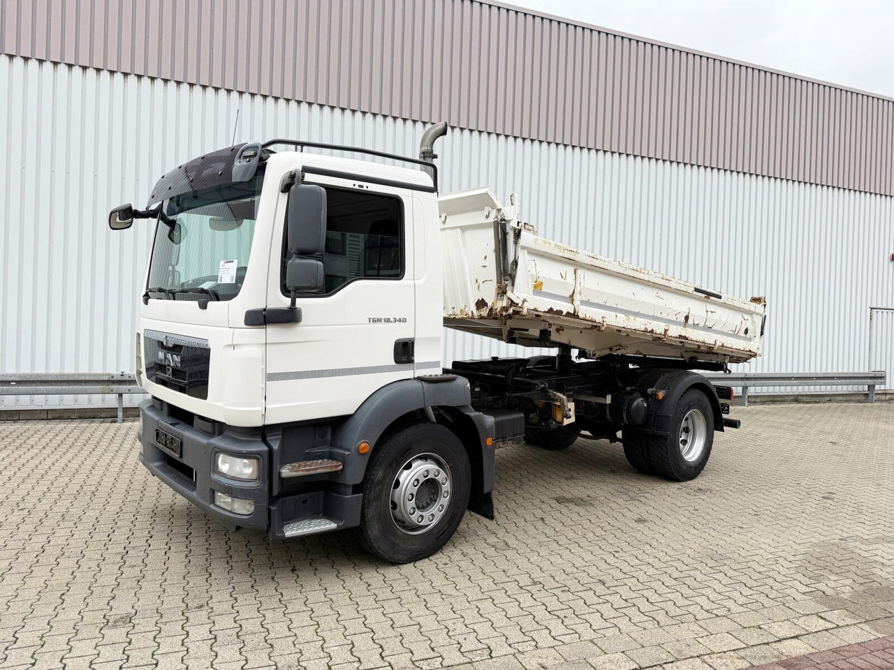 MAN TGM 18.340 4x2 BB TGM 18.340 4x2 BB - Tipper: picture 1 MAN TGM 18.340 4x2 BB TGM 18.340 4x2 BB - Tipper: picture 1