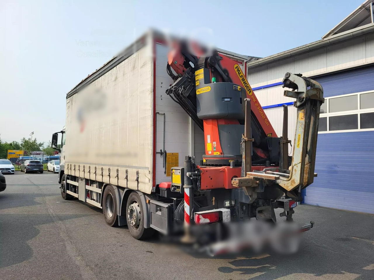 MAN TGS 26.400 6x2-4 LL TGS 26.400 6x2-4 LL, Lenk-/Lift, Edscha, Heckkran Palfinger PK23002-C + Jib PJ060A, Funk - Curtainsider truck, Crane truck: picture 3 MAN TGS 26.400 6x2-4 LL TGS 26.400 6x2-4 LL, Lenk-/Lift, Edscha, Heckkran Palfinger PK23002-C + Jib PJ060A, Funk - Curtainsider truck, Crane truck: picture 3