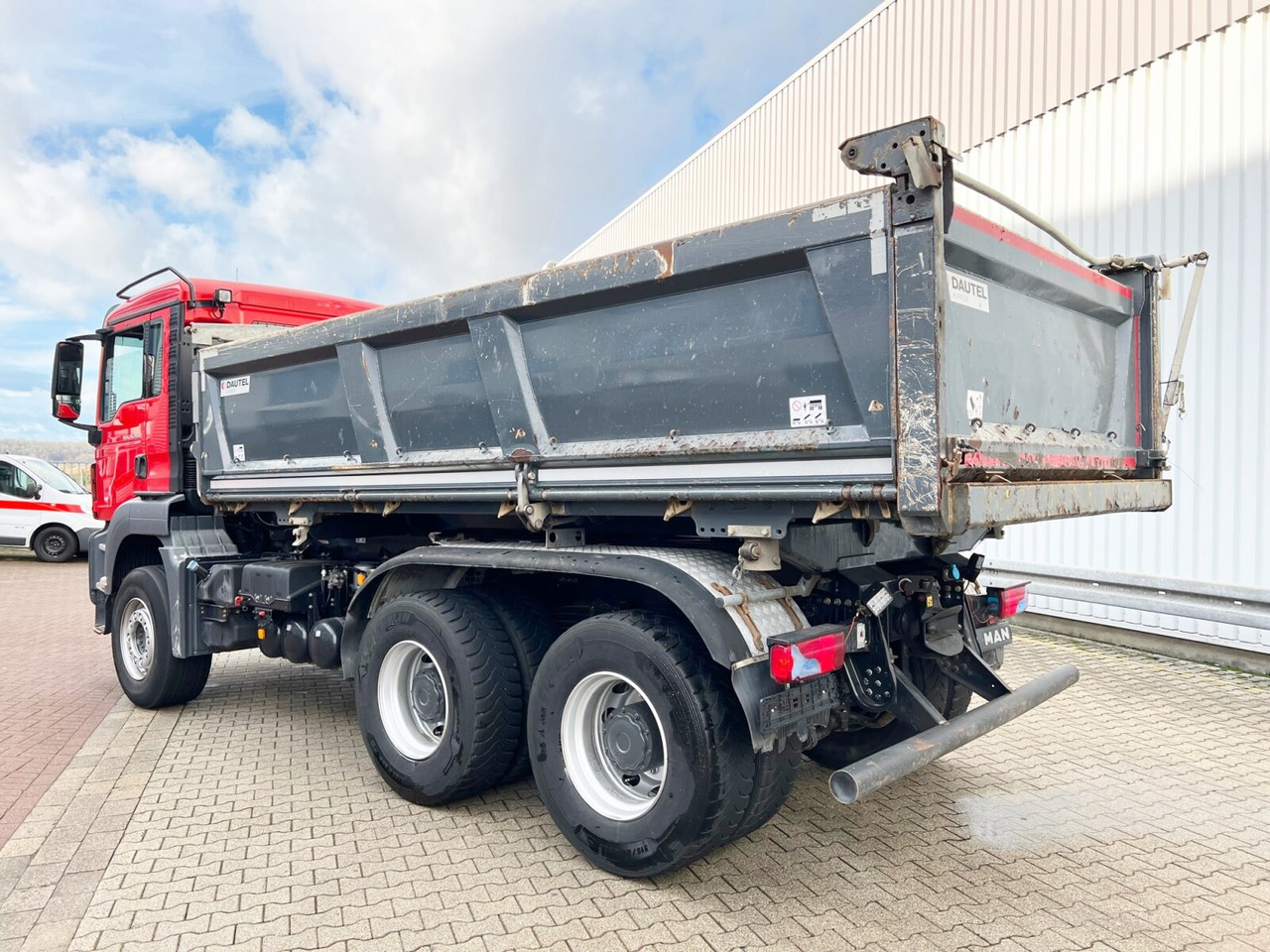 Leasing of MAN TGS 26.460 6x4 BB TGS 26.460 6x4 BB, Intarder, Bordmatik MAN TGS 26.460 6x4 BB TGS 26.460 6x4 BB, Intarder, Bordmatik: picture 12