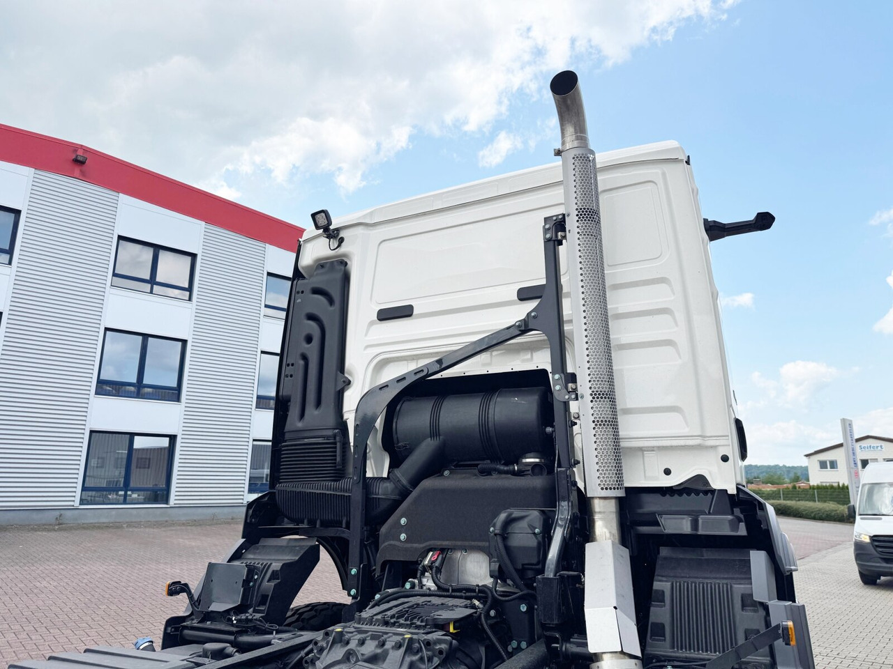 Cab chassis truck MAN TGS 26.520 6x6 BB TGS 26.520 6x6 BB, PriTarder, Navi, Optiview, Einzelbereifung: picture 10 Cab chassis truck MAN TGS 26.520 6x6 BB TGS 26.520 6x6 BB, PriTarder, Navi, Optiview, Einzelbereifung: picture 10