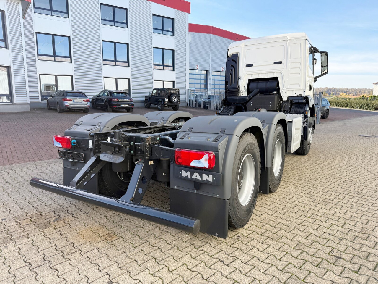Cab chassis truck MAN TGS 33.480 6x4 BL CH TGS 33.480 6x4 BL CH, Nebenantrieb: picture 11