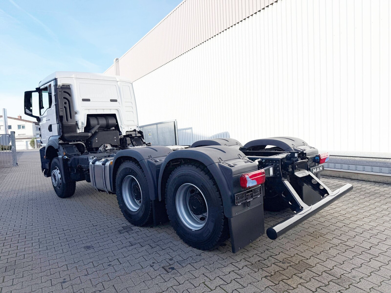 Cab chassis truck MAN TGS 33.480 6x4 BL CH TGS 33.480 6x4 BL CH, Nebenantrieb: picture 13