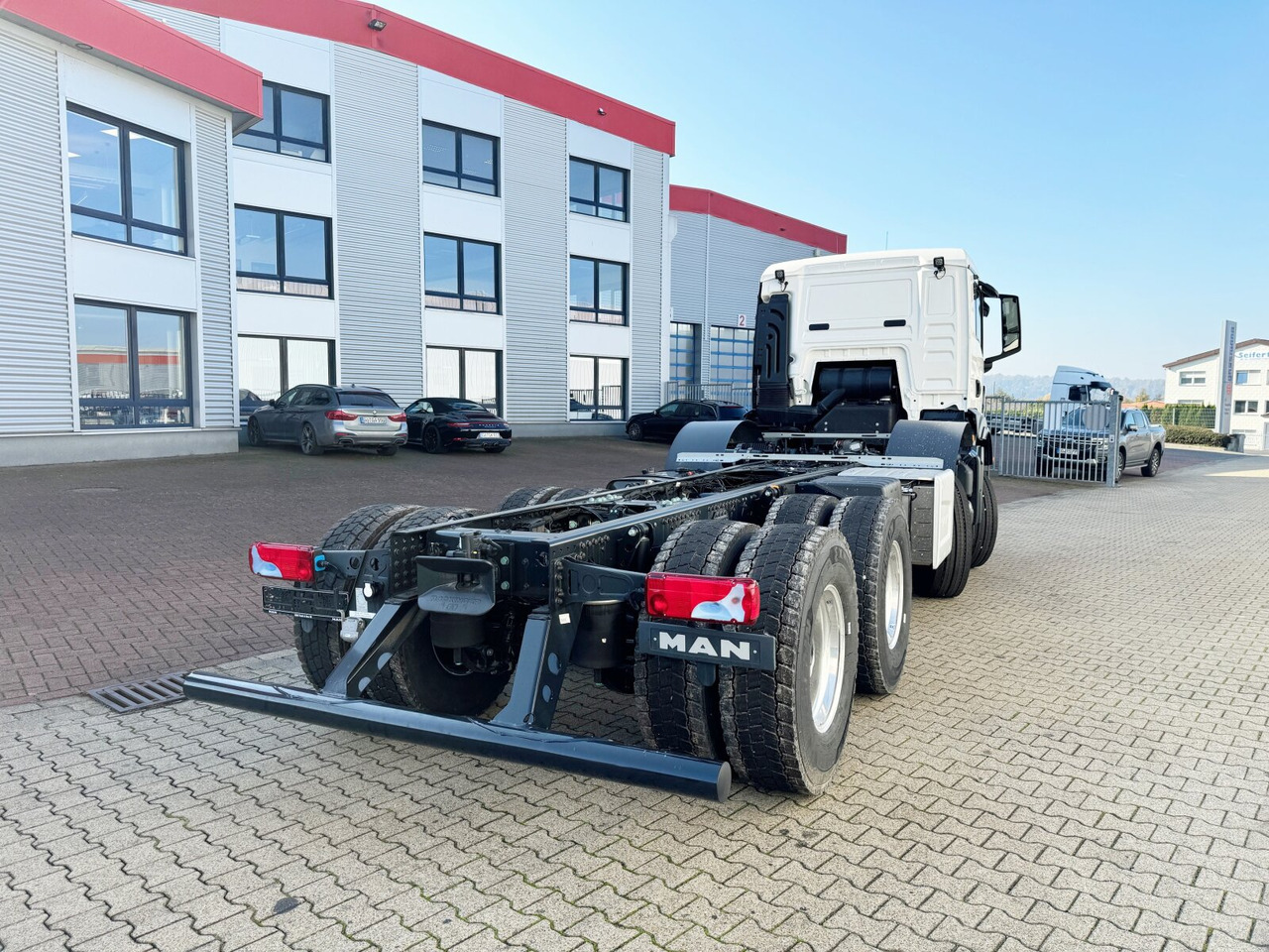 Cab chassis truck MAN TGS 35.480 8x6H BL CH TGS 35.480 8x6H BL CH, HydroDrive, Navi, Nebenantrieb: picture 10