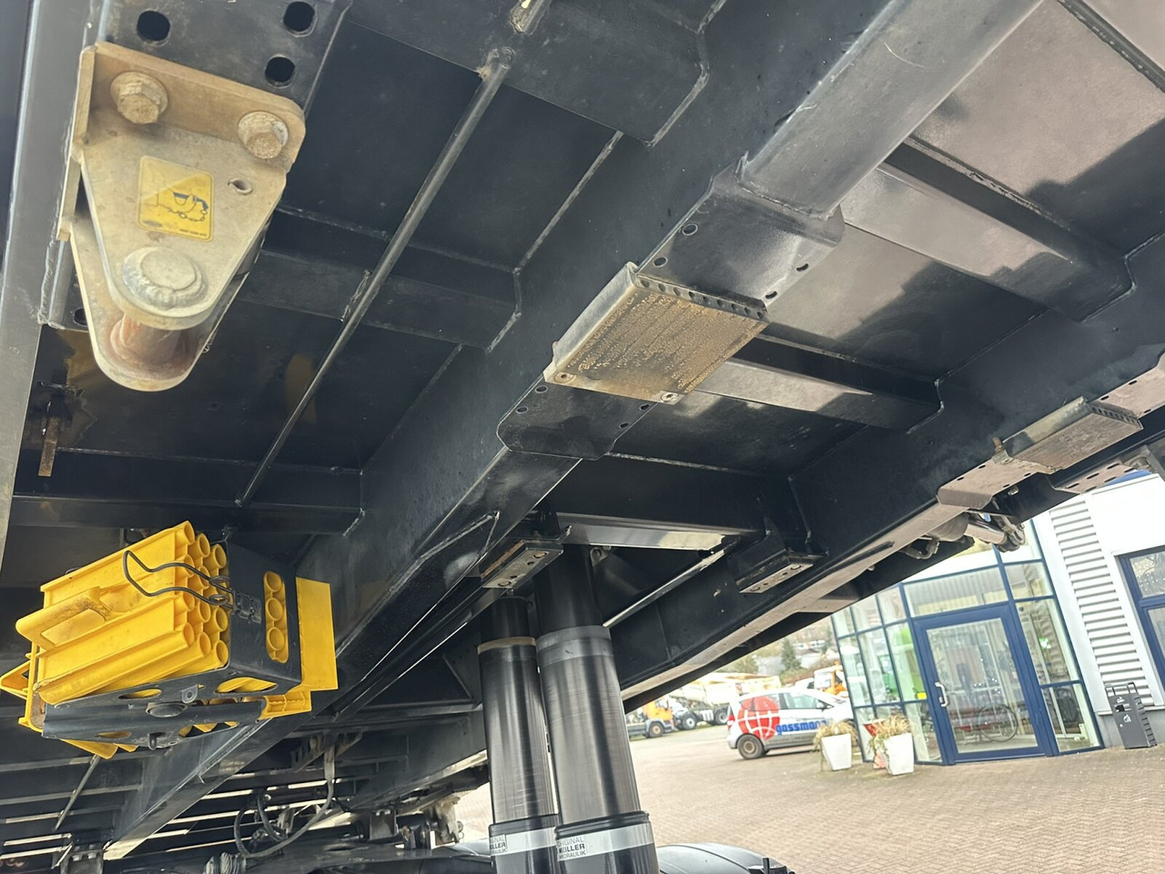 MAN TGS 35.500 8x8 BB TGS 35.500 8x8 BB, Meiller Bordmatik - Tipper: picture 3 MAN TGS 35.500 8x8 BB TGS 35.500 8x8 BB, Meiller Bordmatik - Tipper: picture 3