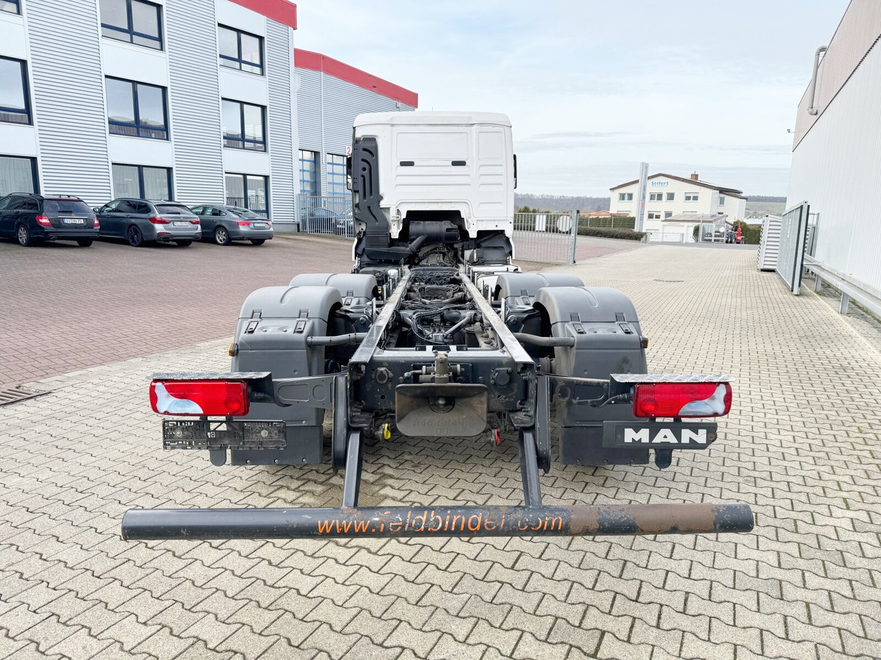 Cab chassis truck MAN TGX 26.440 6X2-4 LL TGX 26.440 6X2-4 LL, Lift-/Lenkachse: picture 9 Cab chassis truck MAN TGX 26.440 6X2-4 LL TGX 26.440 6X2-4 LL, Lift-/Lenkachse: picture 9