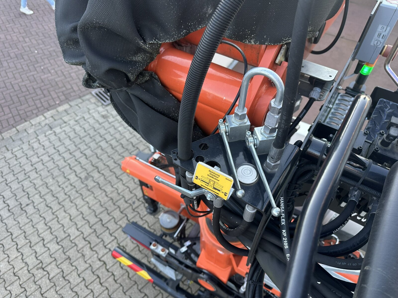 MAN TGX 26.470 6x2-4 BL TGX 26.470 6x2-4 BL, Lenk-/Liftachse, Retarder, Navi, Heckkran Atlas AK 170.2-A2 - Crane truck, Dropside/ Flatbed truck: picture 3 MAN TGX 26.470 6x2-4 BL TGX 26.470 6x2-4 BL, Lenk-/Liftachse, Retarder, Navi, Heckkran Atlas AK 170.2-A2 - Crane truck, Dropside/ Flatbed truck: picture 3