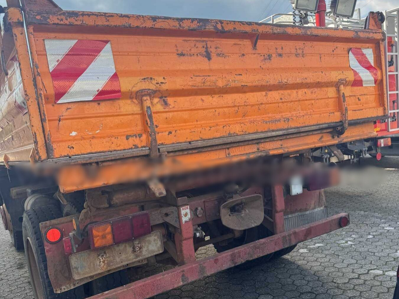 Mercedes-Benz 1314 K 4x2 1314 K 4x2, 6-Zylinder Motor - Tipper: picture 3 Mercedes-Benz 1314 K 4x2 1314 K 4x2, 6-Zylinder Motor - Tipper: picture 3